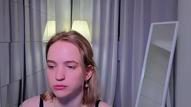 Checkout girls naked models with similar nickname. Cute sexy Free Models.
