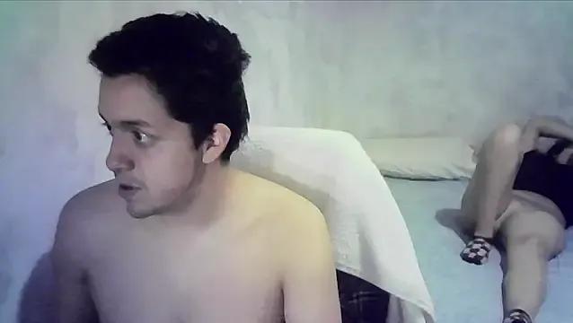 LosPatronesuwu from StripChat is Freechat