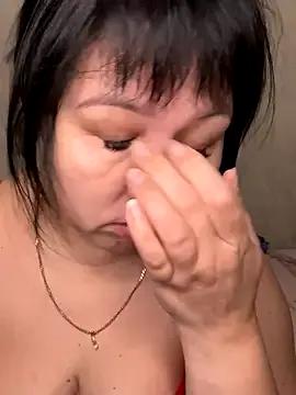 Love__Mom from StripChat is Freechat