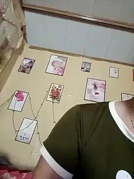 Lovemebaby20 from StripChat is Freechat