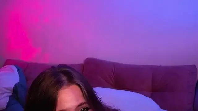 LoveSeekins from StripChat is Freechat