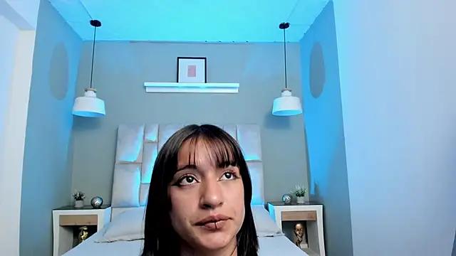 lucianaa_pink from StripChat is Freechat