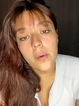 luna-mer from StripChat is Freechat