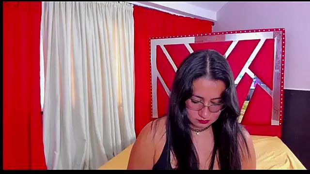 Luna021_1 from StripChat is Freechat