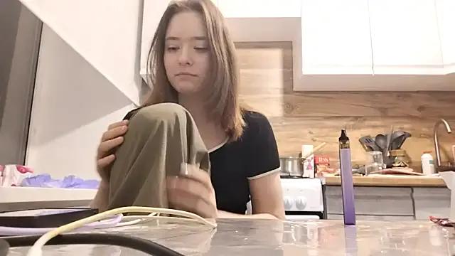 LUNA_KLEIN from StripChat is Freechat