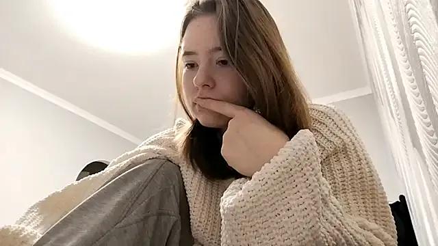 LUNA_KLEIN from StripChat is Freechat