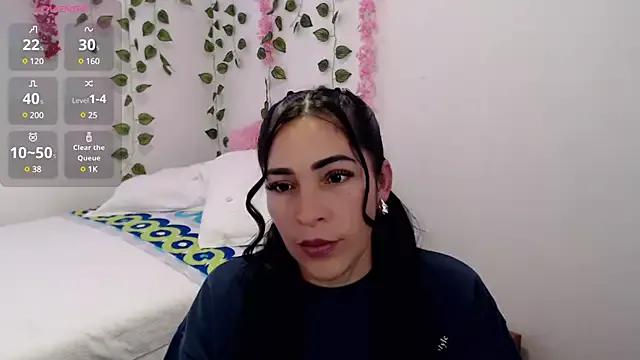 luna_lgomez_ from StripChat is Freechat