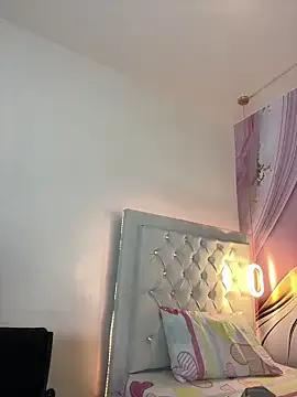 luna_star23 from StripChat is Freechat