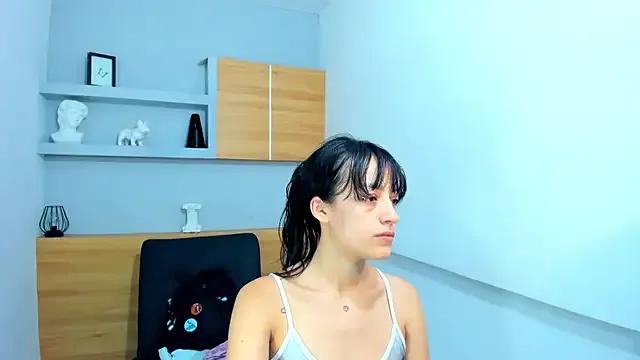 LunaBella55 from StripChat is Freechat