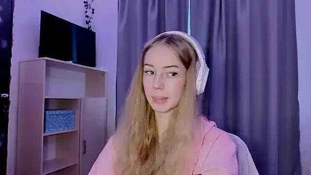 Checkout girls naked models with similar nickname. Cute sexy Free Models.