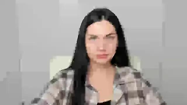 Lune_Moon from StripChat is Freechat