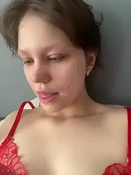 Lunliss from StripChat
