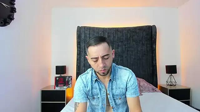 Lushian_Luna from StripChat is Freechat
