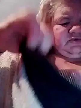 LusiyaGold5 from StripChat is Freechat