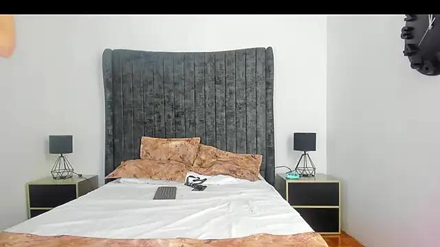 LuxuryDesire_ from StripChat is Freechat