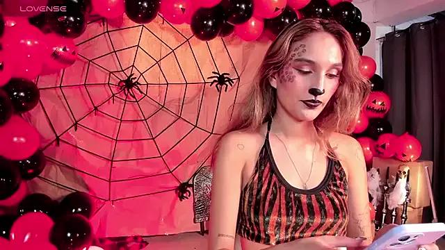 Lya_montoya from StripChat is Freechat