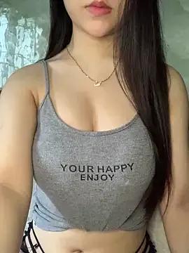 Lyly11 from StripChat