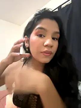 Lyria_Diamond from StripChat is Freechat
