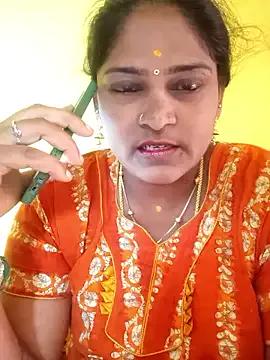 madavi123 from StripChat is Freechat