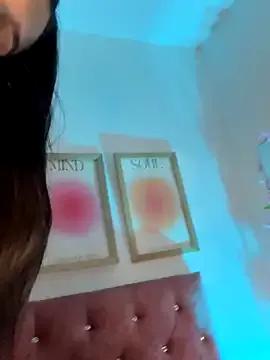 Madisonkay from StripChat is Freechat