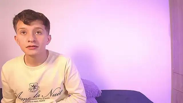 mae_nathan_ from StripChat is Freechat
