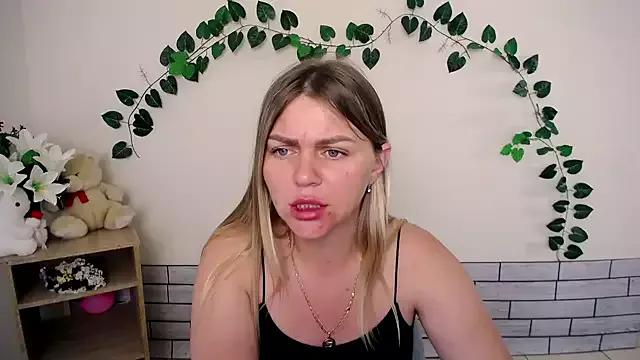 Checkout girls naked models with similar nickname. Cute sexy Free Models.