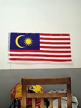 Mamakarma1403 from StripChat