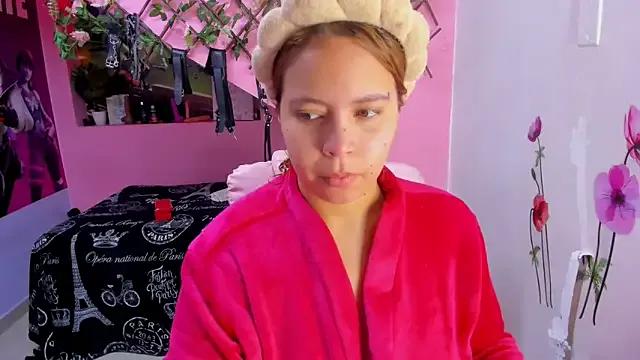 marcella_ortiz from StripChat is Freechat