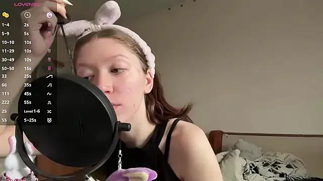 MargarettNewbie from StripChat is Freechat