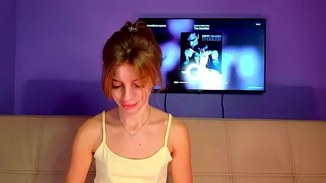 mari__papi from StripChat is Freechat