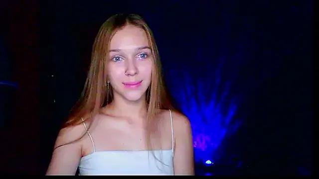 mari_martin from StripChat is Freechat