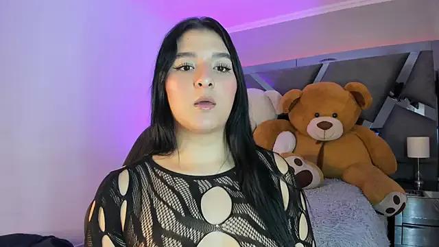 MariaFlowers from StripChat is Freechat