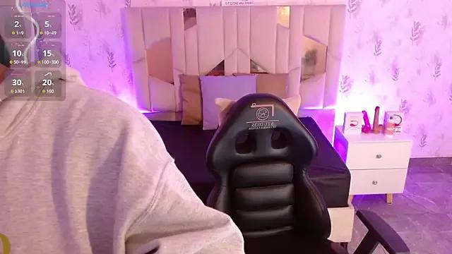 MARIANA_TAY1 from StripChat is Freechat