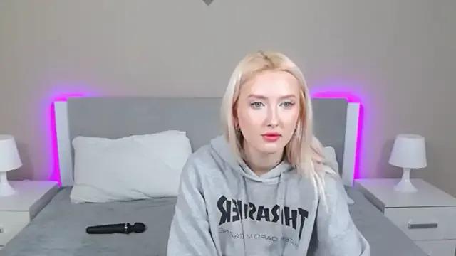 Checkout girls naked models with similar nickname. Cute sexy Free Models.