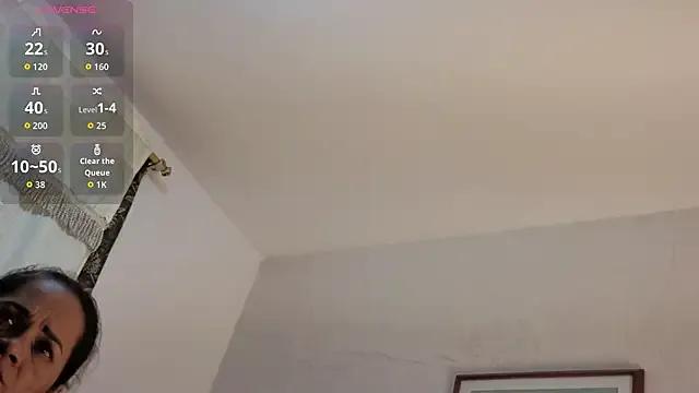 mariangellive from StripChat is Freechat