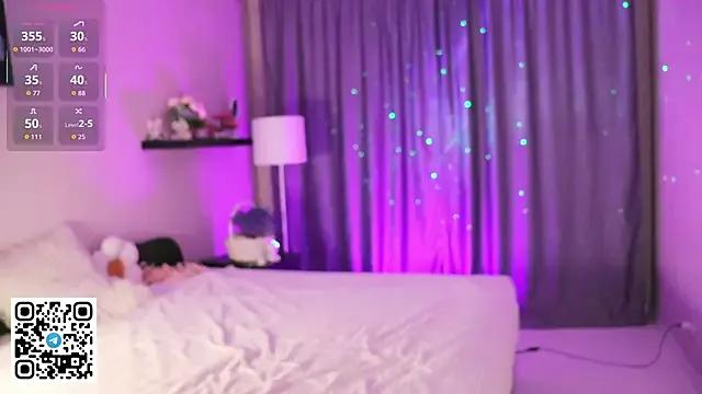 MariellaGrosclaude from StripChat is Freechat