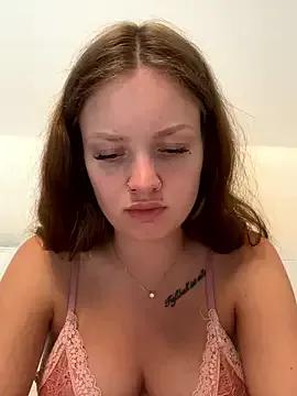 mariemelissah from StripChat is Freechat