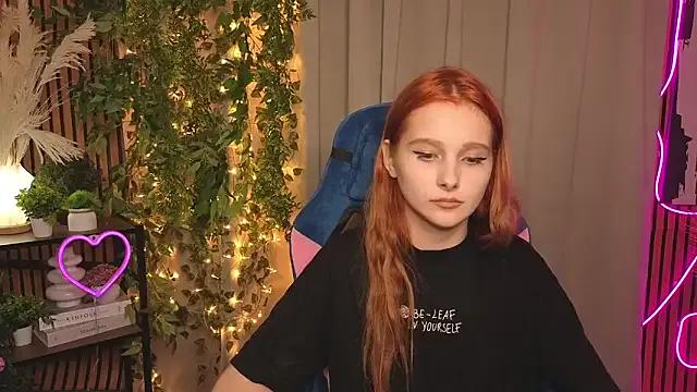 MarthaMack from StripChat is Freechat