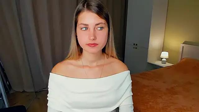 Checkout girls naked models with similar nickname. Cute sexy Free Models.