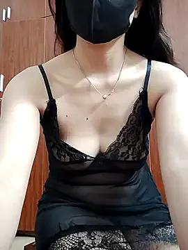 MaryyLy from StripChat is Freechat