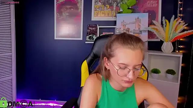Checkout girls naked models with similar nickname. Cute sexy Free Models.