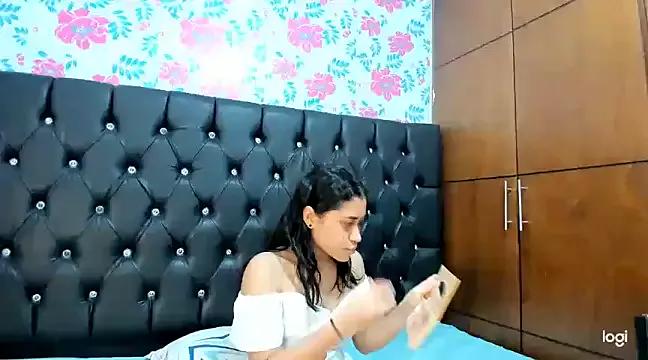 masha_sweet01 from StripChat is Freechat