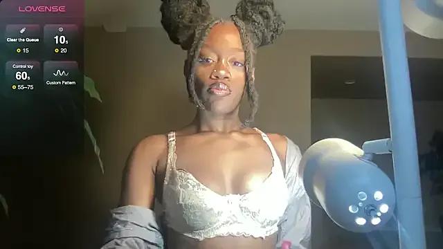 maskedgirl5005 from StripChat is Freechat