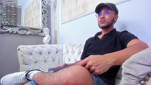 MatteoRicci_ from StripChat is Freechat