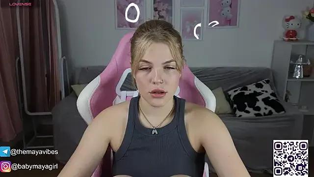 Maya_Rave from StripChat is Freechat