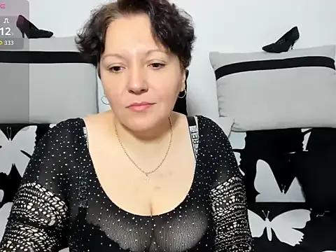 MayaBlowsYou from StripChat