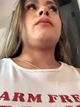 MayaMoanXXX from StripChat is Freechat