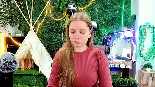 MayaSinabon from StripChat