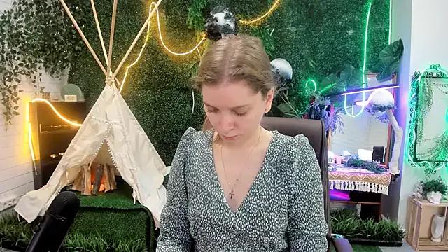 MayaSinabon from StripChat