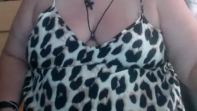 mayasmith from StripChat is Freechat